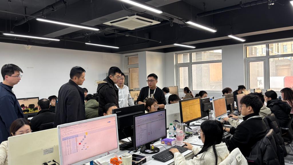 智啟未來，院企共融 人工智能學院院長牛翔一行赴網絡科技研發(fā)企業(yè)調研